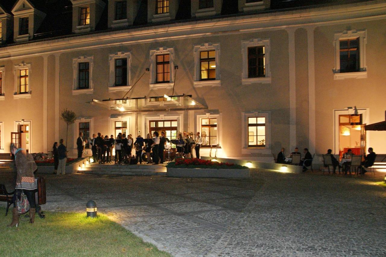 Hotel Zamek Lubliniec Exterior photo